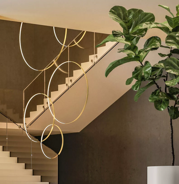 Lampa wewnętrzna, wisząca Zava Rings Vertical 50cm k. złoty 3000K, ekspozycja