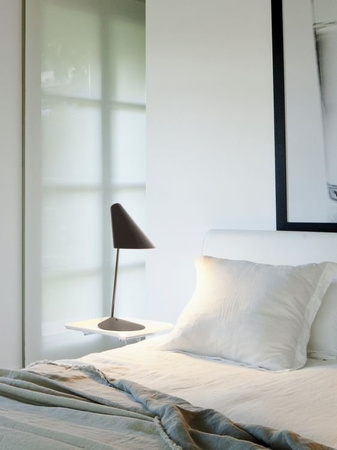 Lampa wewnętrzna, stojąca Vibia I.Cono 070042