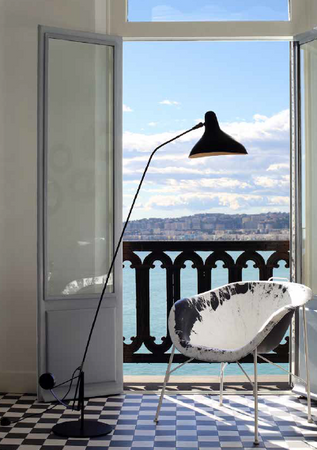 DCW editions Mantis BS1 lampa podłogowa kolor czarny