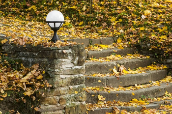 Lampa zewnętrzna, stojąca Bolonia 313, biały