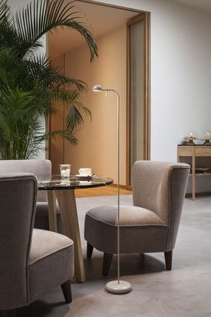 Lampa wewnętrzna, stojąca Vibia Pin 1660