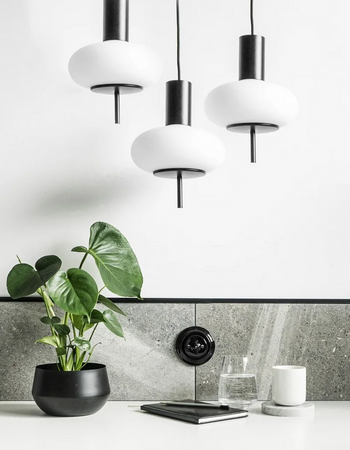 UMMO Torni AP3, czarny