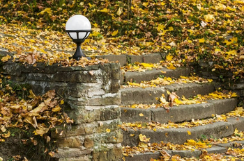 Lampa zewnętrzna, stojąca Bolonia 312, biały