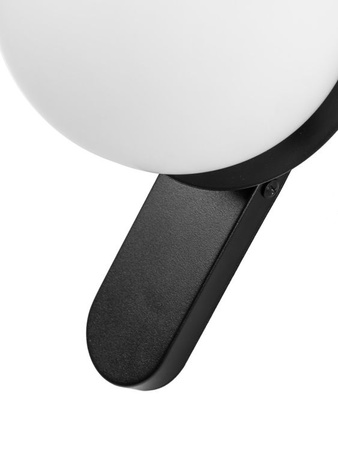Lampa wewnętrzna, ścienna Ummo Kuul 
