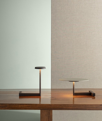 Lampa wewnętrzna, stojąca Vibia Flat 5965