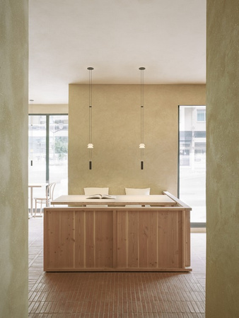 Lampa wewnętrzna, wisząca Vibia Flamingo Mini 1580 2700K, ekspozycja