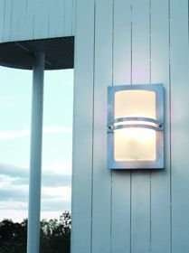 Lampa zewnętrzna, elewacyjna Bazylea 661 stal nierdzewna