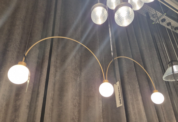 Wisząca oprawa  AQFORM FLYING BALL arc LED złoty L930, outlet