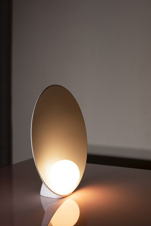 Lampa wewnętrzna, stojąca Vibia Musa 7400